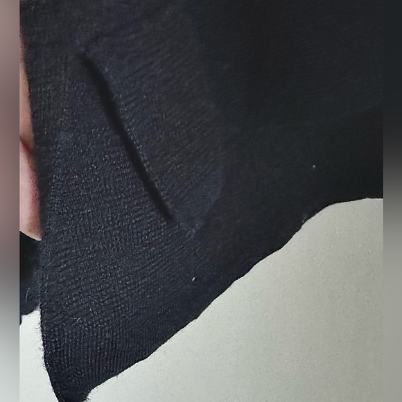 Beautiful, J. Crew Woman’s Oversized Sweater, Size XXS - Picture 3 of 4